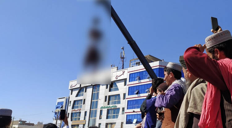 TALIBANES CUELGAN CADAVERES