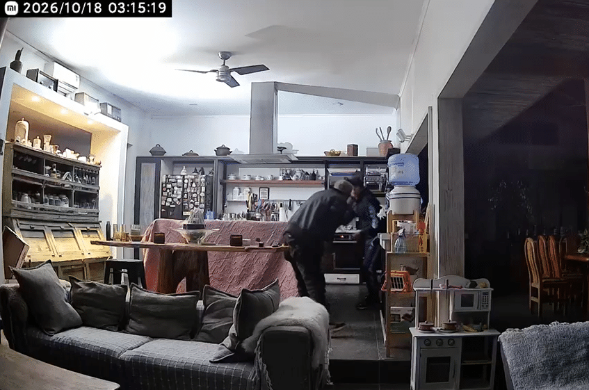 ROBO EN CASA HABITADA