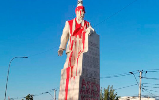 Vandalizan monumento de Allende en San Joaquín