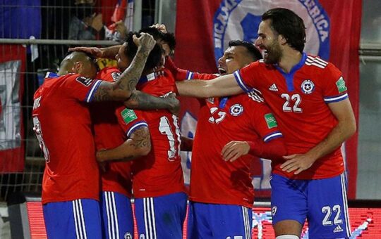 Chile ya tiene horarios para los duelos ante Paraguay y Ecuador por Clasificatorias