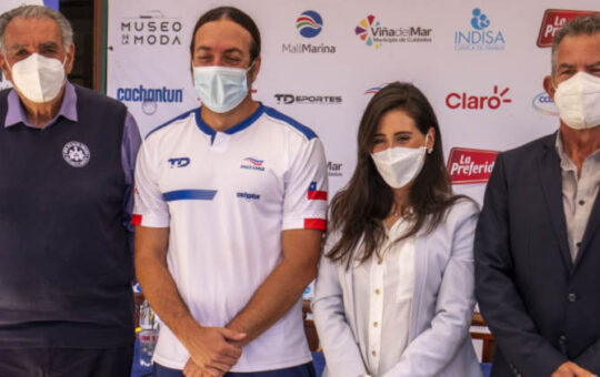 Alcaldesa Ripamonti y Nicolás Massú lanzaron Copa Davis con Clínica deportiva con niños de Viña